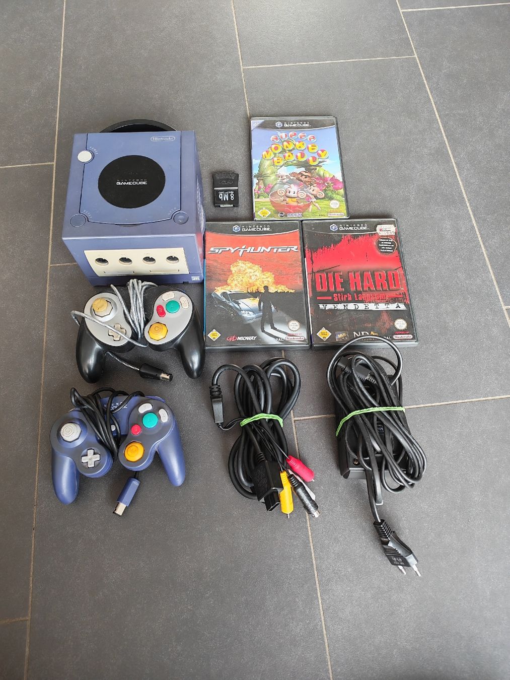 Nintendo Gamecube, 2 Controller, 3 Spiele, Zustand unbekannt (Defekt ...