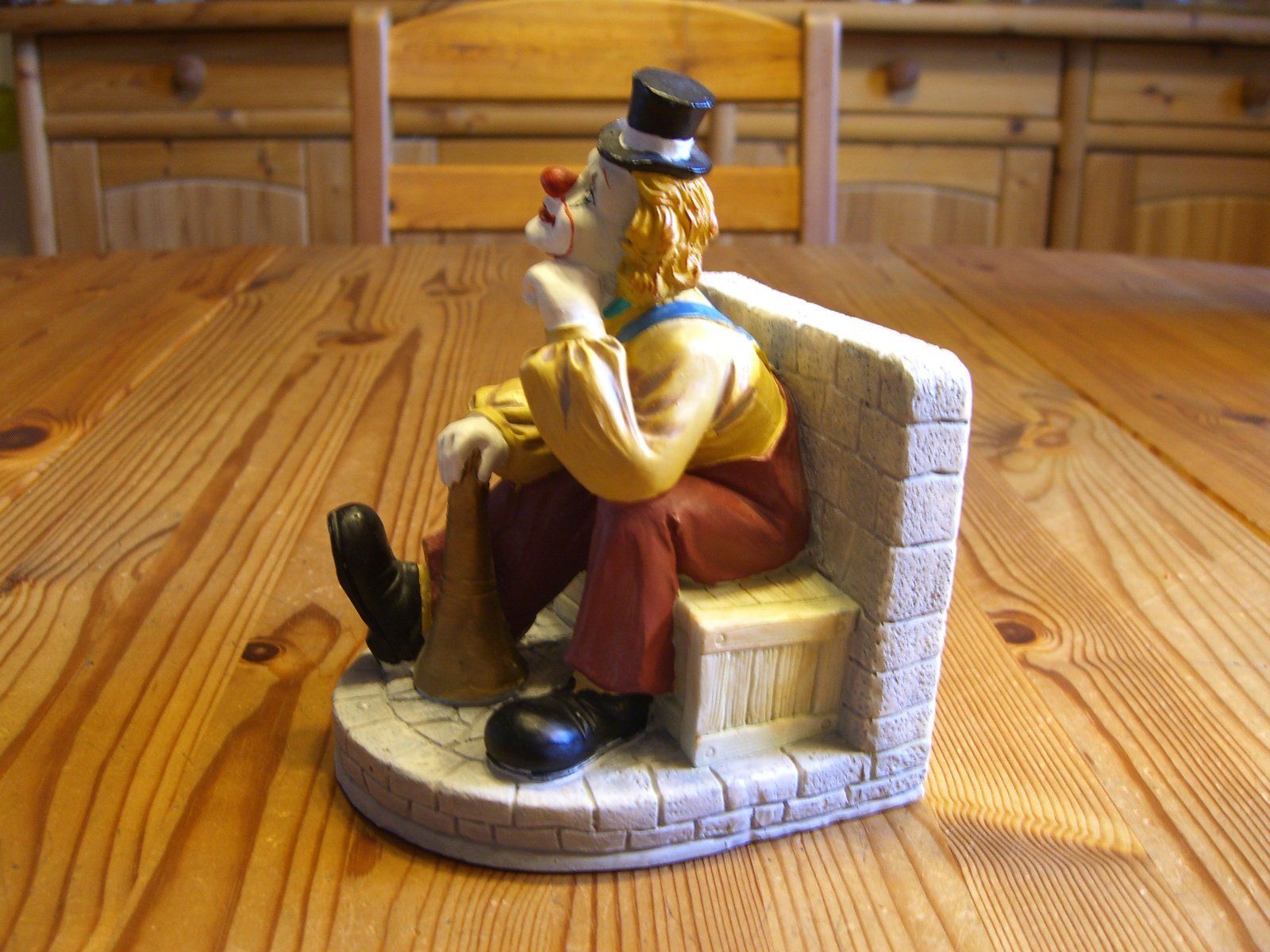 Statuette: Lustiger "Gilde" Clown mit einem Megaphon, Buchstütze, Deko – Usato da Winterthur venduto da Gaia 3