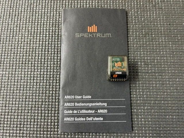 Spektrum Fernsteuerungen: Fernsteuerung Spektrum DX6 mit Empfänger AR620 – Gebraucht aus Samedan von  1