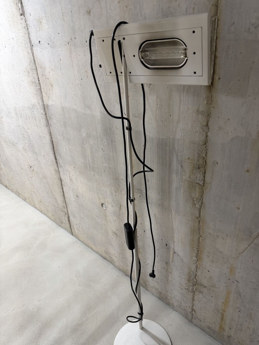 Lampade: Designer Stehlampe verstellbar – Difettoso da Zürich venduto da sne.swiss 4