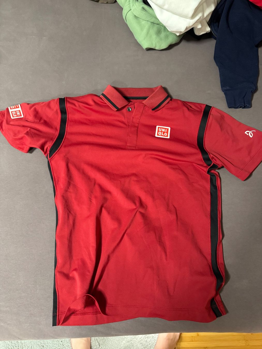 Uniqlo T-Shirts: Uniqlo Tennis shirt – Gebraucht aus Wollerau von Marion_Jarno