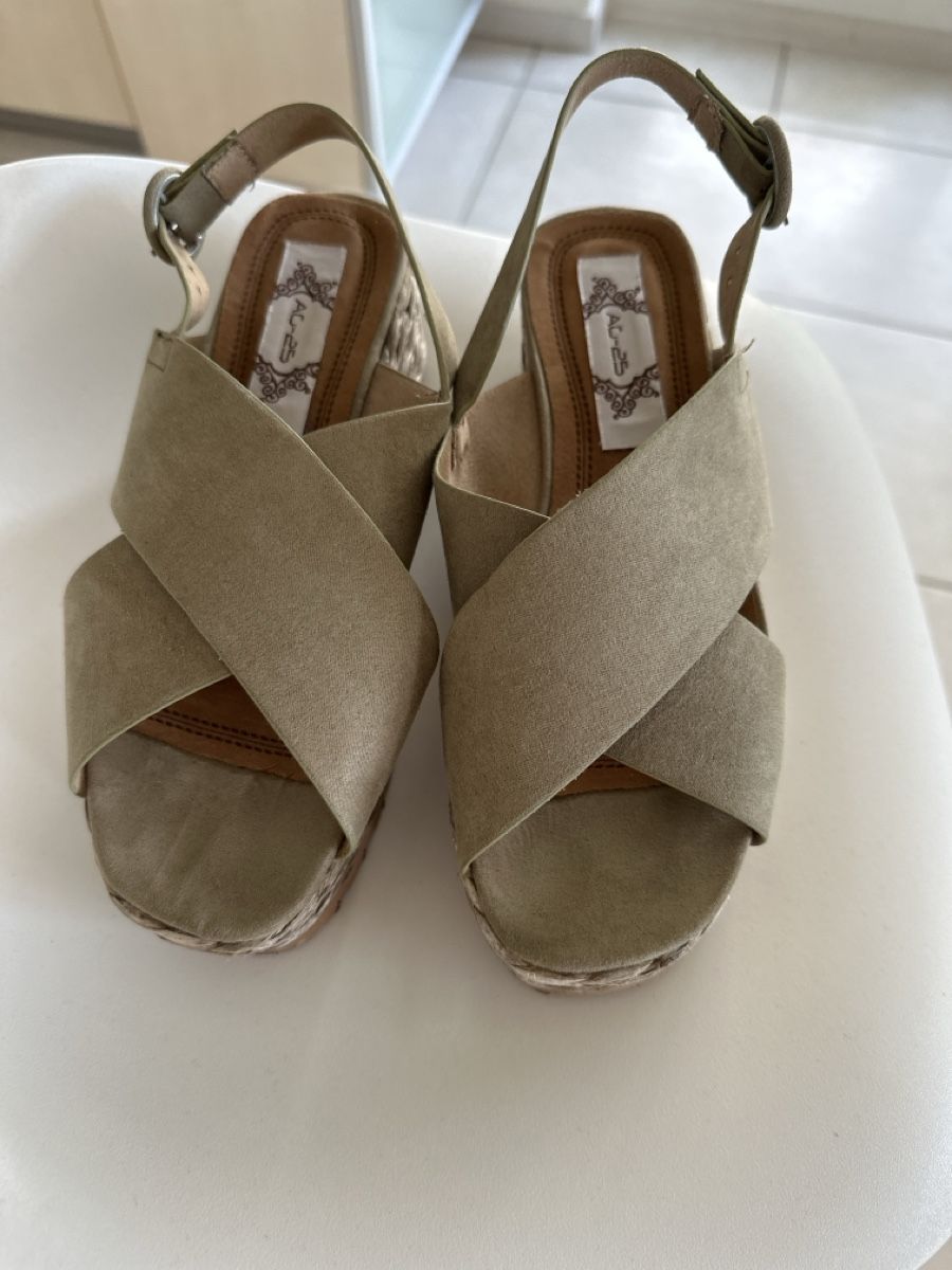 Scarpe da donna: Schuhe , Grösse 36 – Usato da Hägendorf venduto da chica12