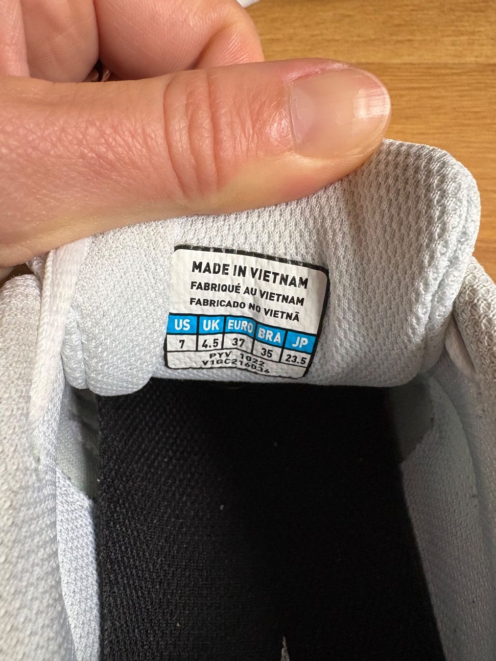 Mizuno Scarpe da donna: Mizuno Wave Voltage (Gr. 37) – Usato da Brugg AG venduto da bettundtisch 4