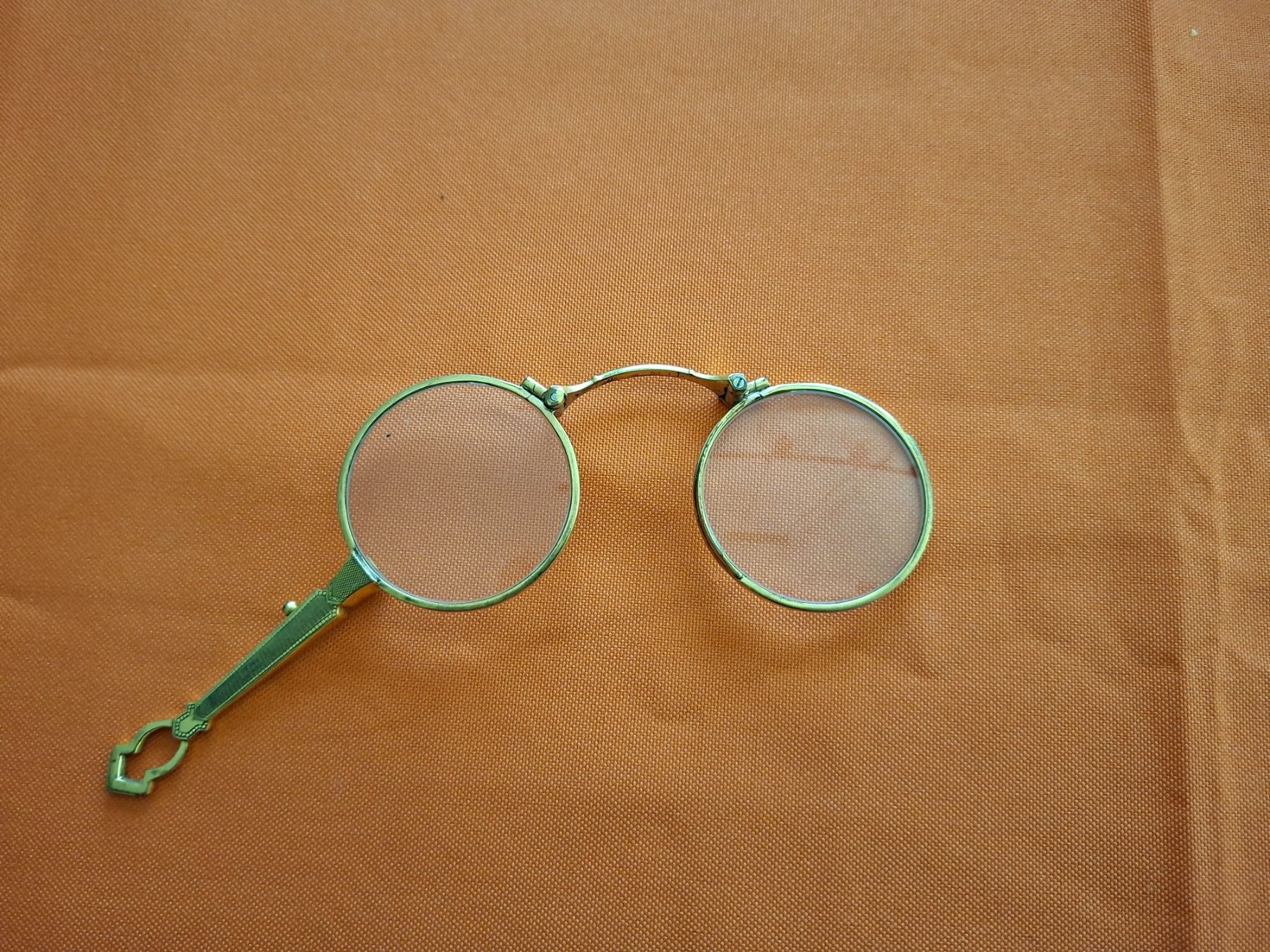 Occhiali & Lenti: Lorgnette – Usato da Chêne-Bourg venduto da ale_v8gy