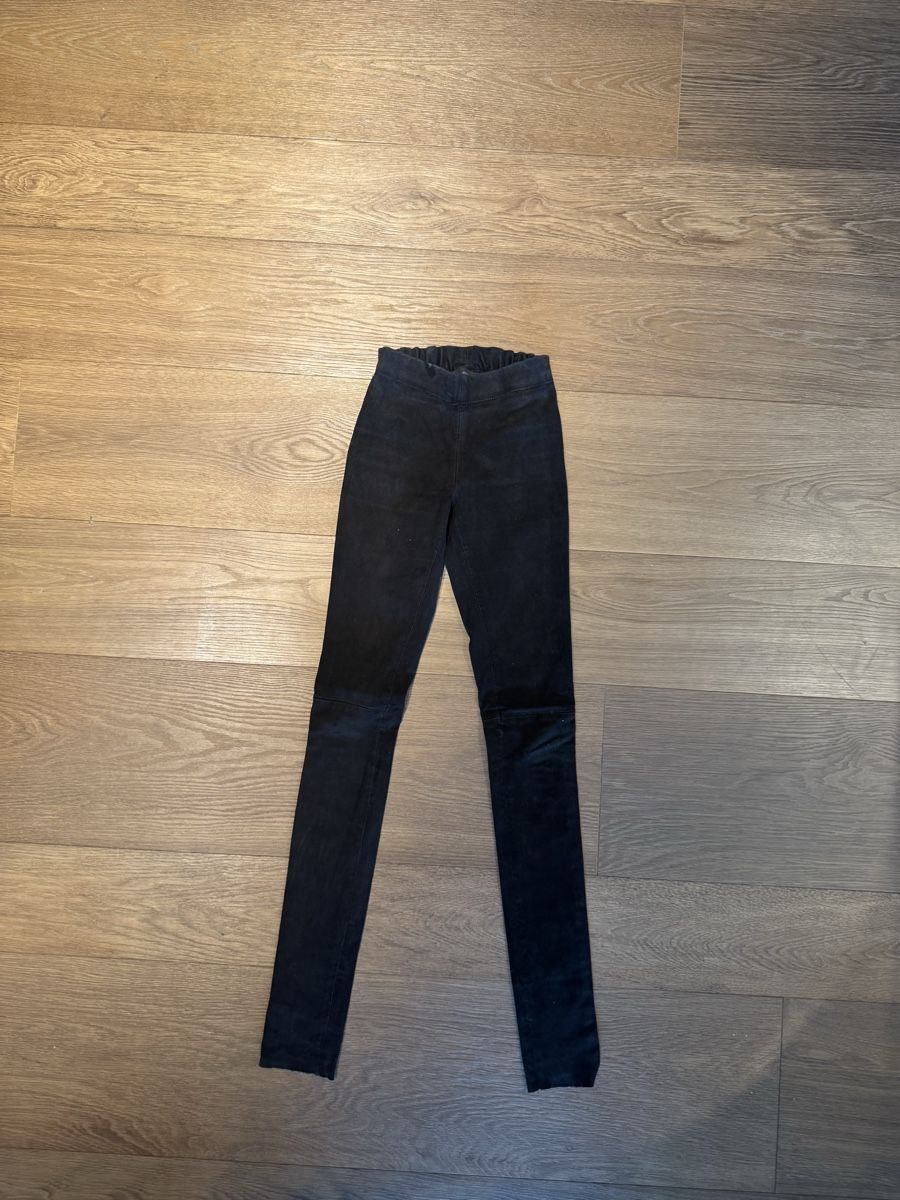 Leggings: Joseph Wildleder Leggings Dunkelgrau  – Usato da Herrliberg venduto da lari_h99