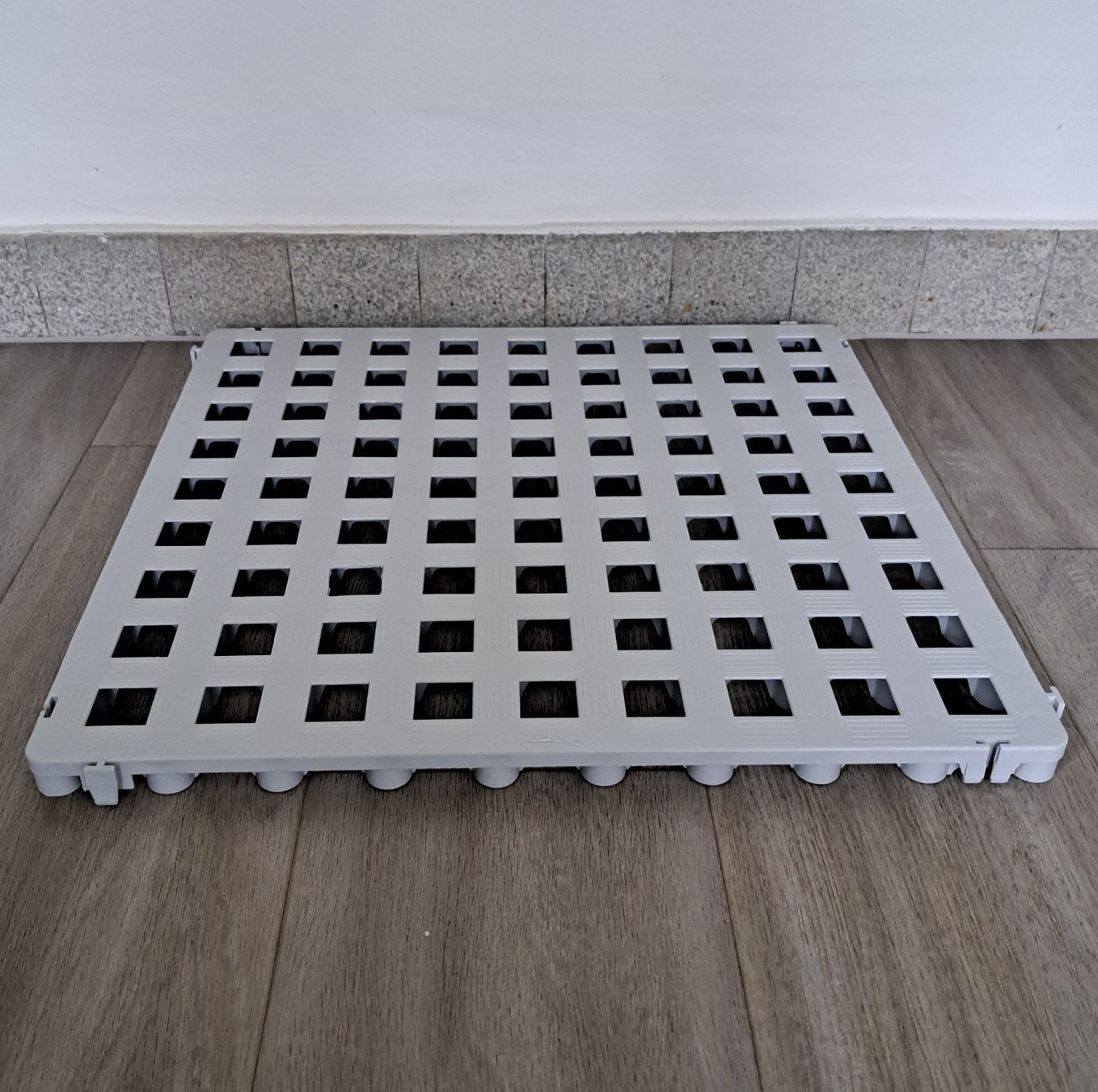 Rivestimenti per pavimenti: Kunststoff Bodenrost - 50 x 50 cm – Nuovo e nell'imballaggio originale da Reinach BL venduto da HT20