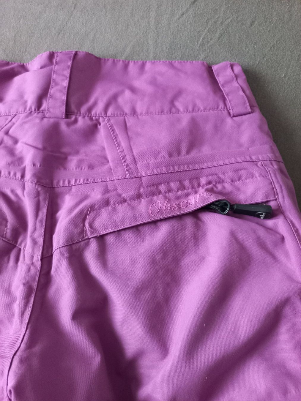 Pantaloni: Skihose Obscure gr.128 – Usato da Bachenbülach venduto da enigmatic 2