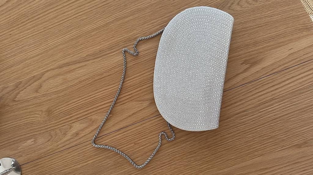 Borse da donna: Tasche / Clutch – Nuovo e nell'imballaggio originale da Schlieren venduto da mit_6lx7 1