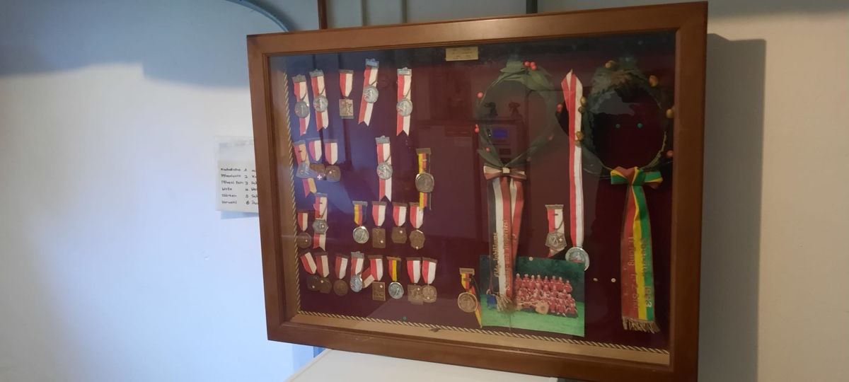 Vetrine: Chranzvitrine – Usato da Murten venduto da Raphaelwink 3