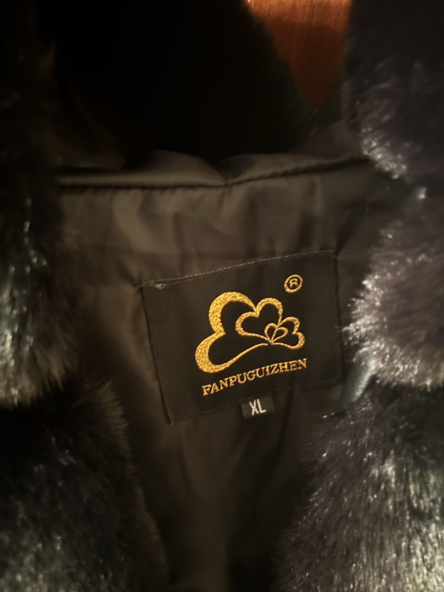 Giacche: Kunstfell Jacke – Nuovo (secondo la descrizione) da Wetzikon ZH venduto da ruby.brukx 1