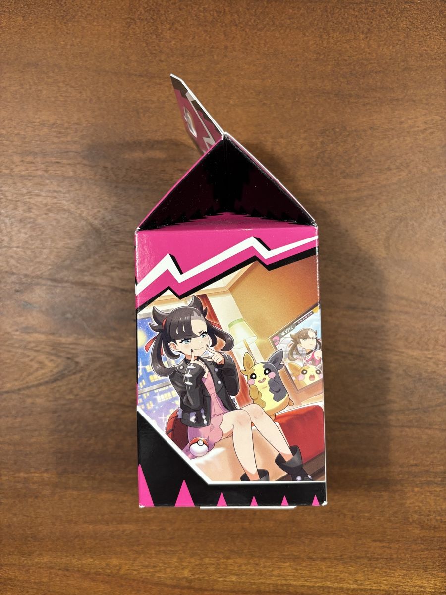 Pokémon Carte collezionabili: Marnie Premium Tournament Collection Box – Nuovo e nell'imballaggio originale da Zürich venduto da EugStar 1