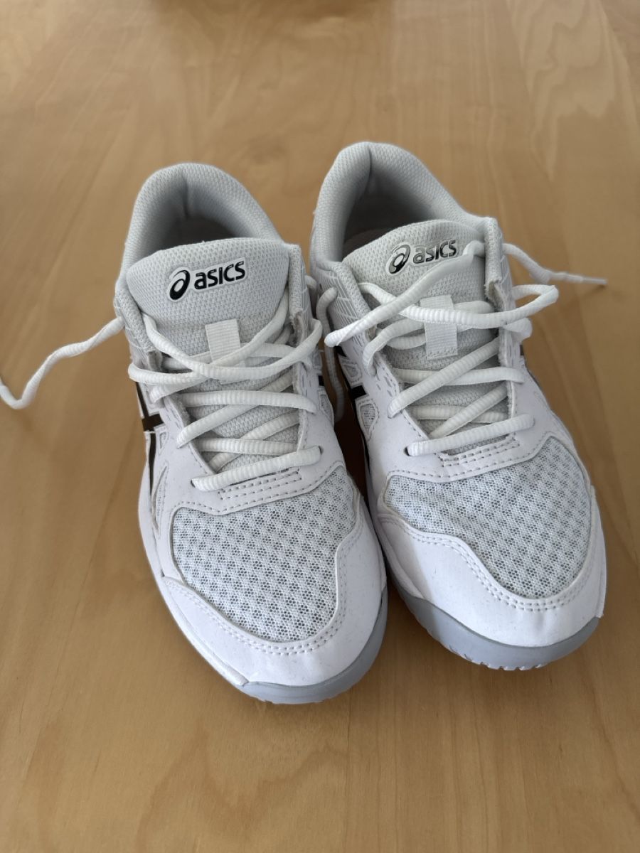 Asics Scarpe per ragazzi: Asics Hallenschuh 37 – Usato da Schmerikon venduto da BiancaM03