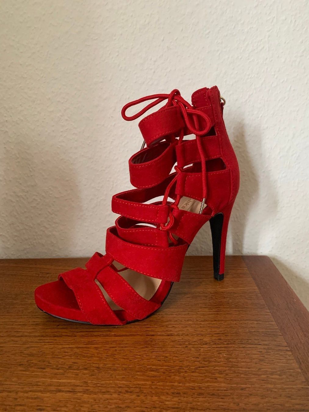 Bershka Scarpe da donna: BERSHKA - Sandalette rot neu 36 – Nuovo (secondo la descrizione) da Zürich venduto da Diazaio 1