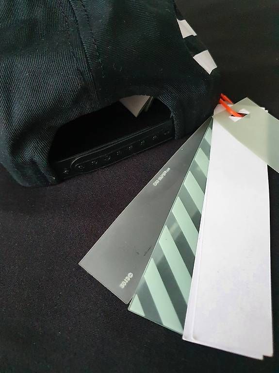 Copricapi, berretti & cappellini: original OFF-White striped diag canvas cap, DSWT – Nuovo e nell'imballaggio originale da Niederglatt ZH venduto da limi95 2