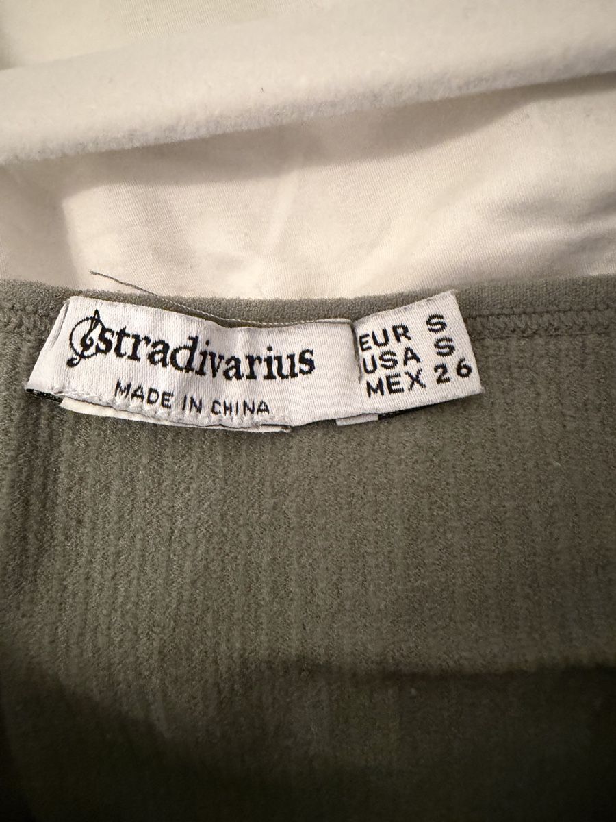Stradivarius Tops: Stradivarius Top – D'occasion à Eschenbach LU par Tatzi1 2