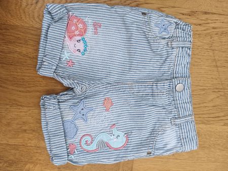 herzige Baby Jeans Gr. 68
