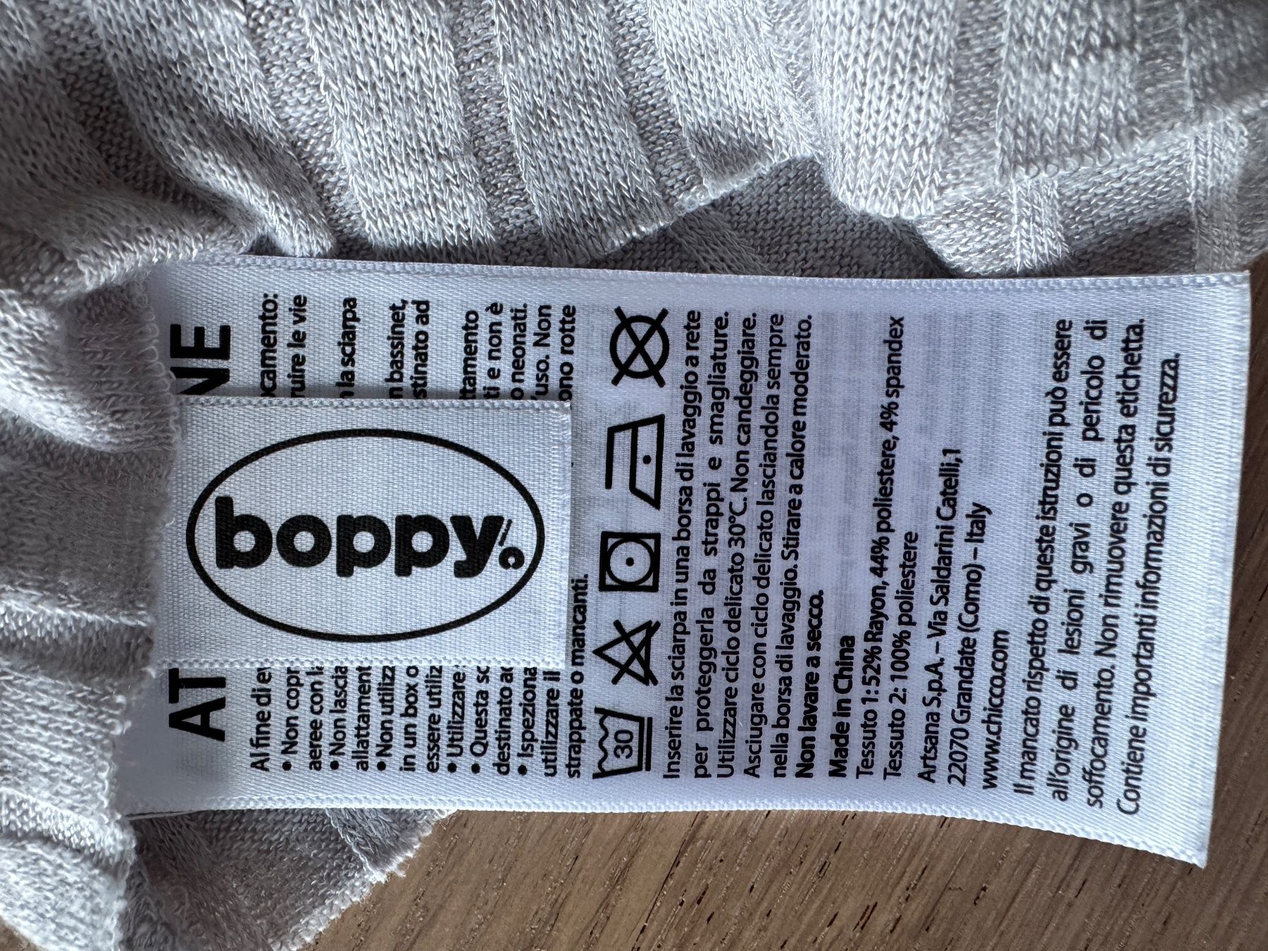 Foulard & Sciarpe: NEU: Chicco - Boppy Infinity Stillschal 17 cm grau – Nuovo (secondo la descrizione) da Meilen venduto da JuliaFantasma 4