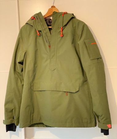 Icepeak Winterjacke, Olivgrün, Grösse 40