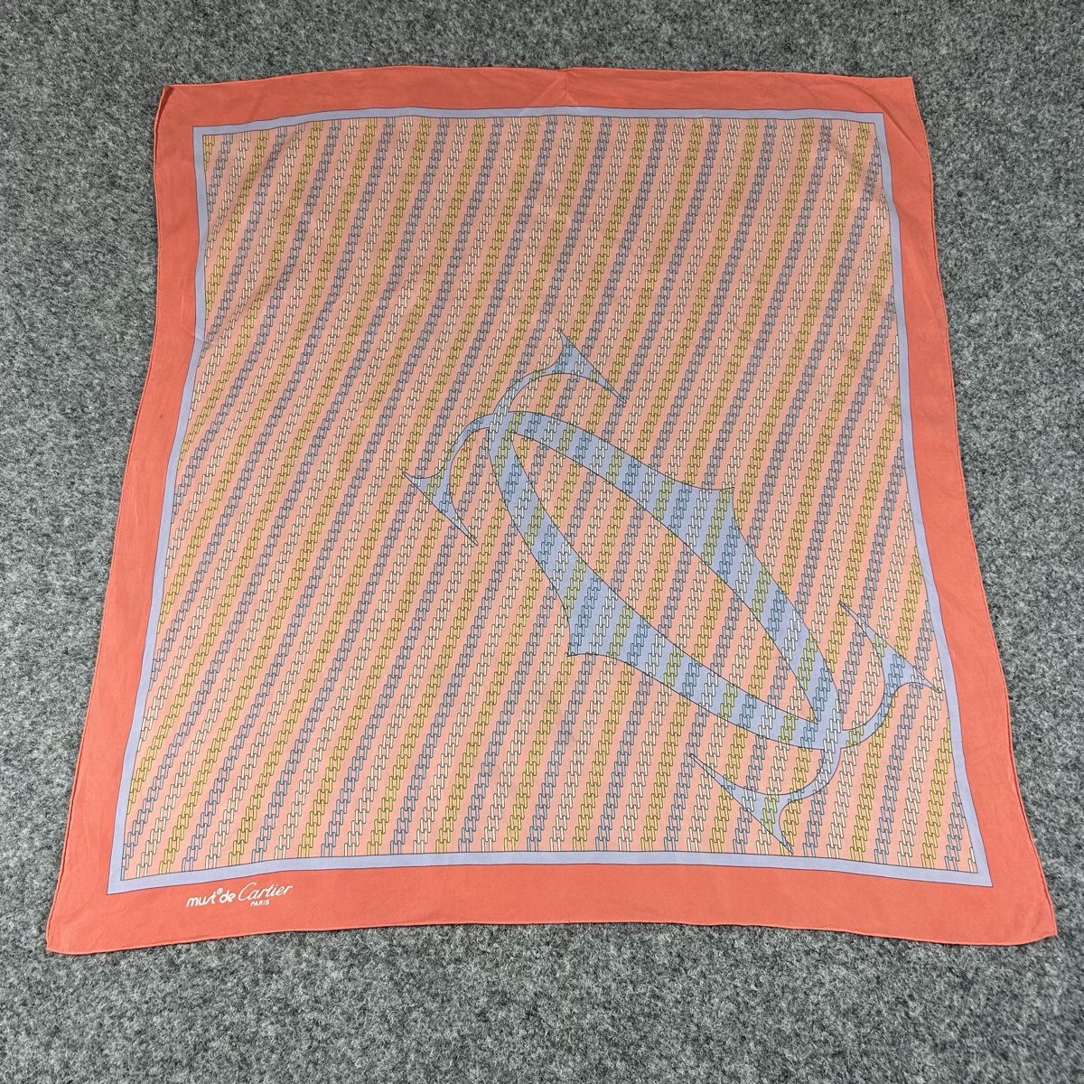 Cartier Foulard & Sciarpe: Must de Cartier scarf – Usato da La Sagne NE venduto da Matlasape