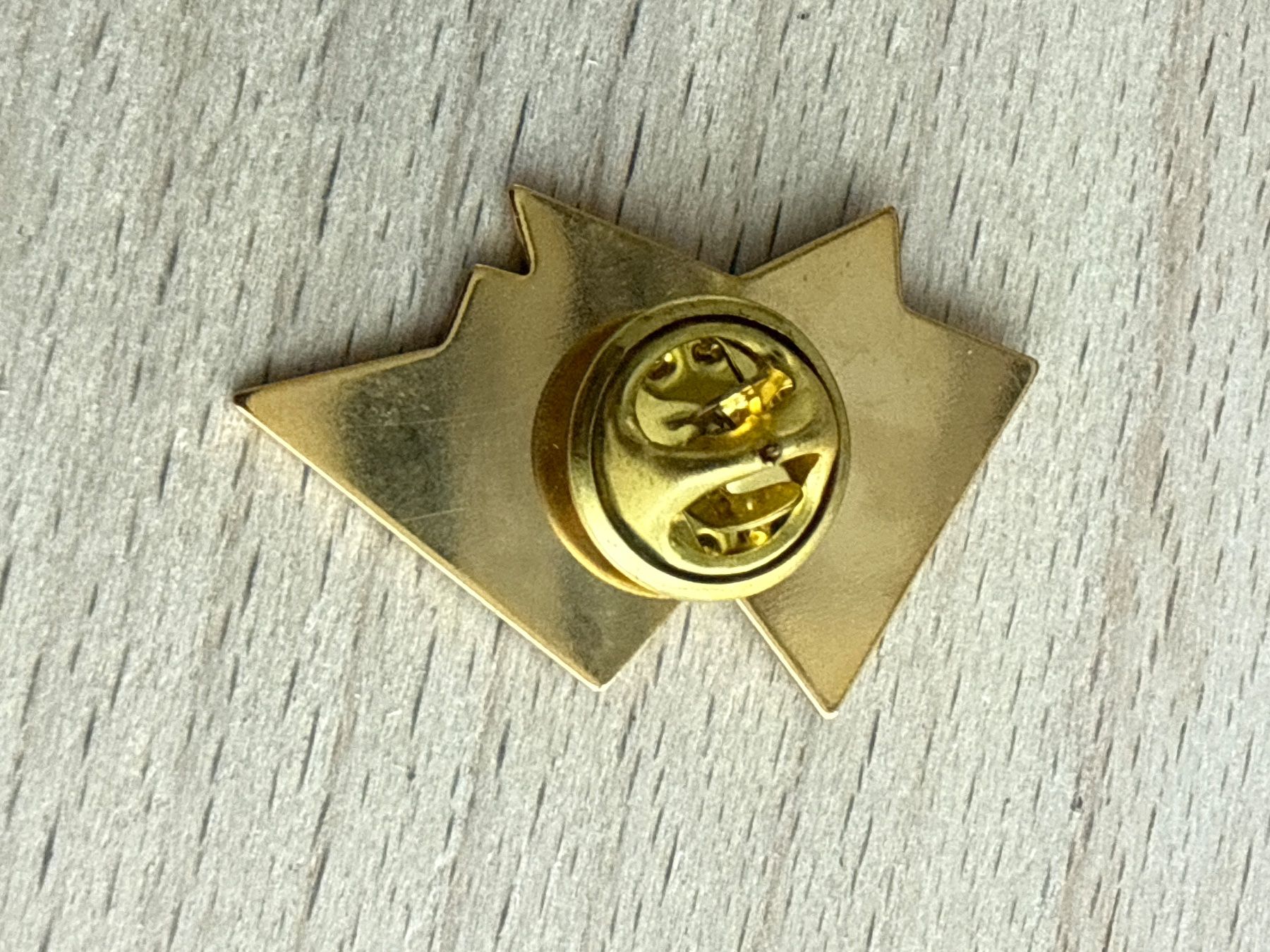 Plaquettes & Badges: Pin TILT! – D'occasion à Glattbrugg par Schweigmatt 1