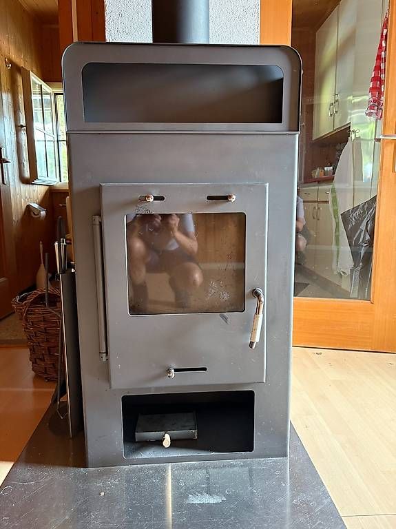 Stufe caminetto: Gebrauchter Heizungsherd – Usato da Sangernboden venduto da Goldie74 2