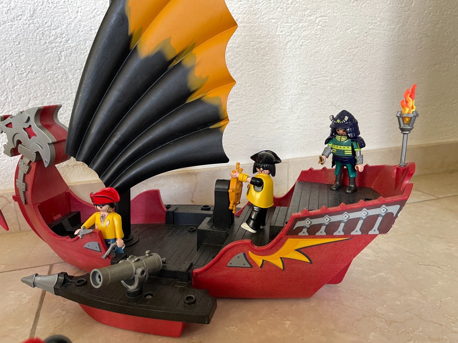 Playmobil Giocattoli: Playmobil: Drachen Schiff Boot Kanonen – Usato da Berikon venduto da Samira08
