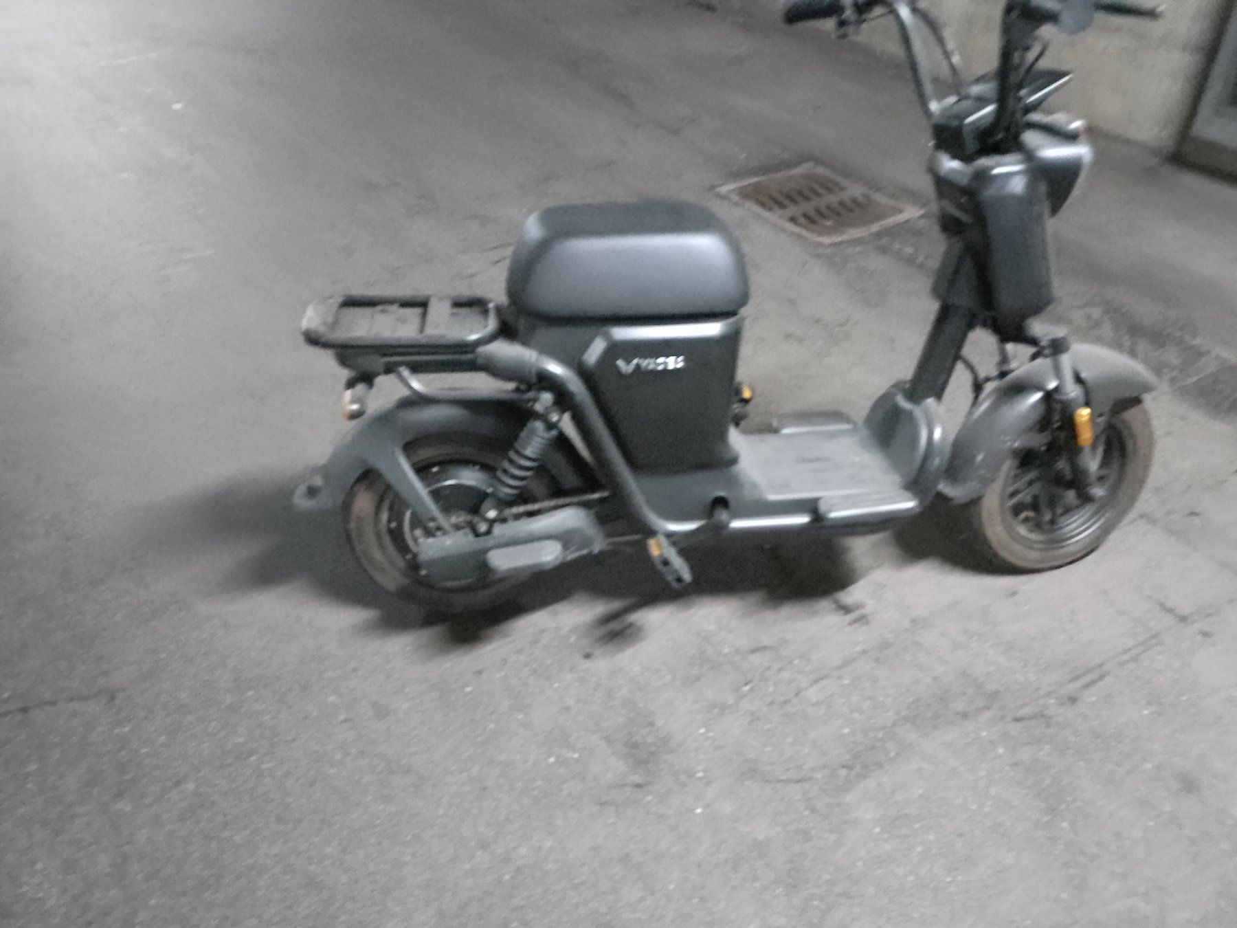 Yadea Scooters: Scooter électrique Yadea – Gebraucht aus Conthey von jean-jacques06