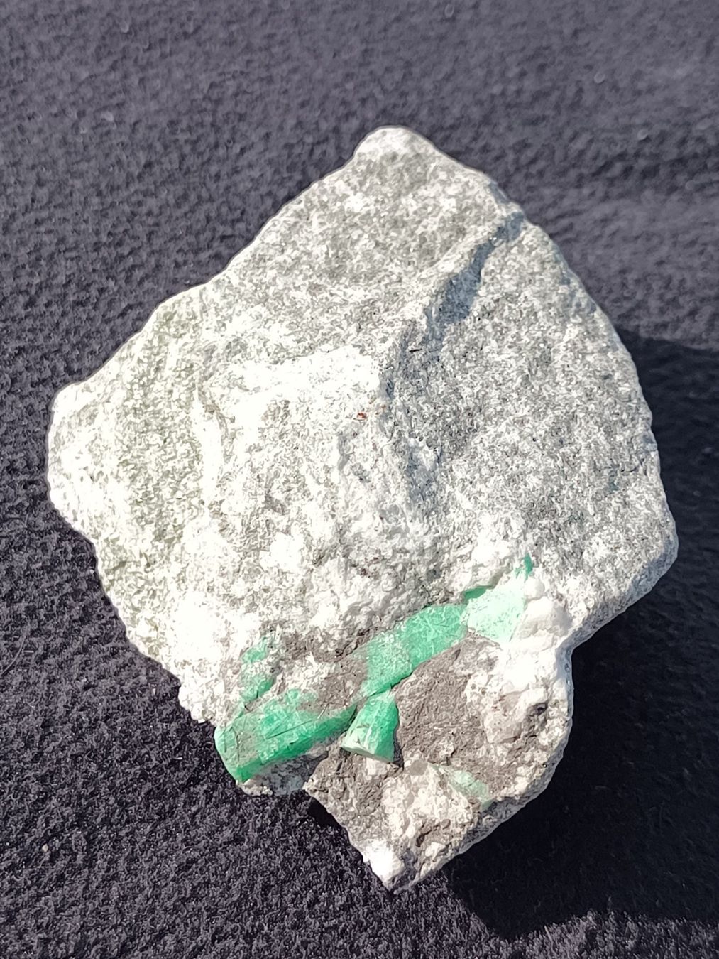 Mineralien & Heilsteine: Smaragd Rohstein Kristall Emerald raw – Gebraucht aus Winterthur von sekkohsam 1