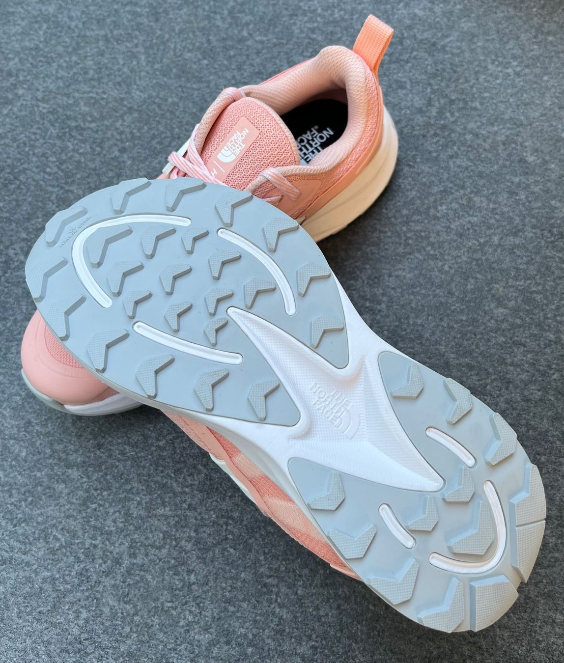 North Face Damenschuhe: THE NORTH FACE Hypnum Shoes 'Tropical Peach' Grösse 39 – Neu (gemäss Beschreibung) aus Einsiedeln von gaschi02 1