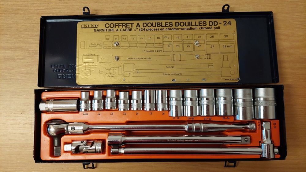 EMENTOL 11-teiliges Steckschlüssel-Set 1/2 Zoll – Metrisch 10-24 Mm, CR-V Stahl, Mit Koffer