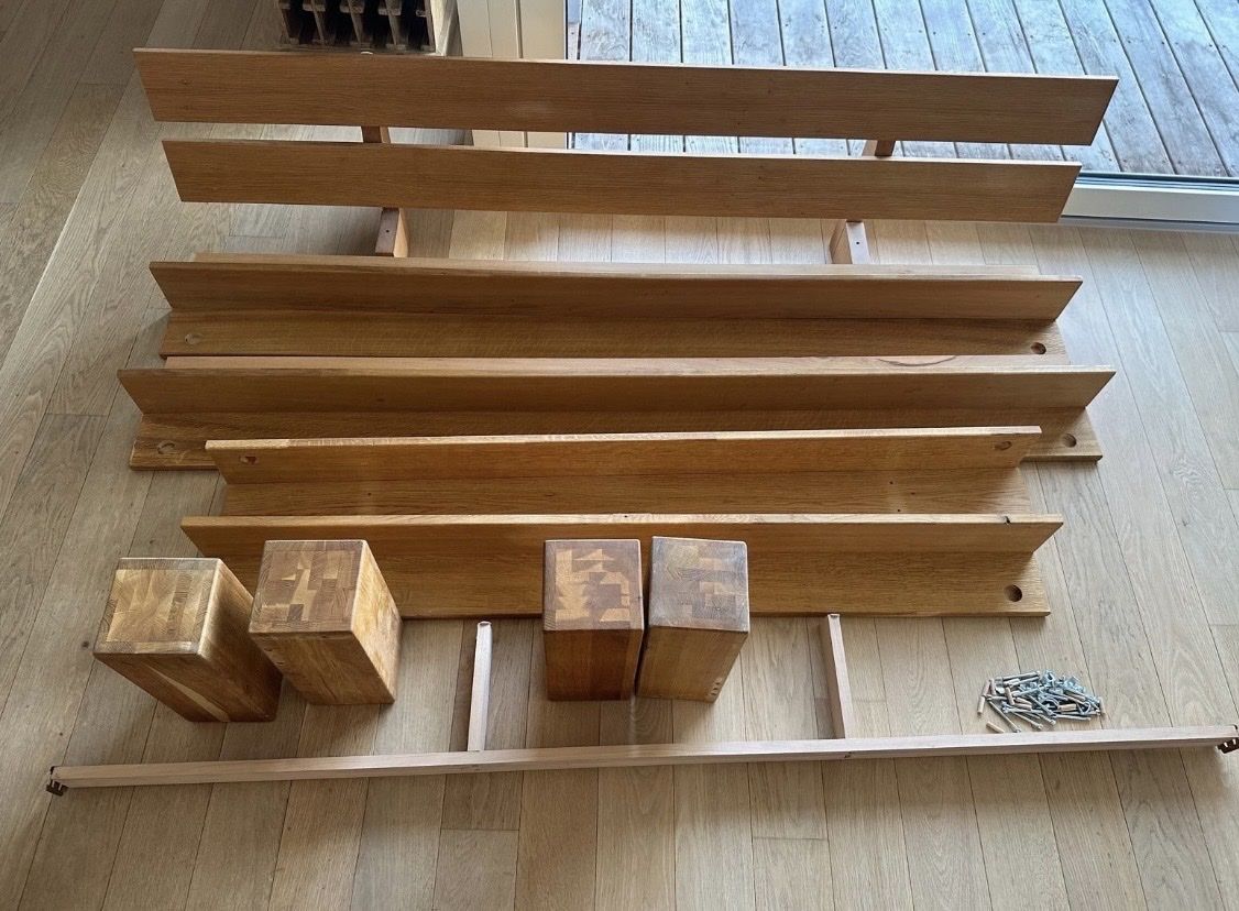 Lits: Massivholz Bett 160x200 – D'occasion à Zürich par bol_q8tk 3