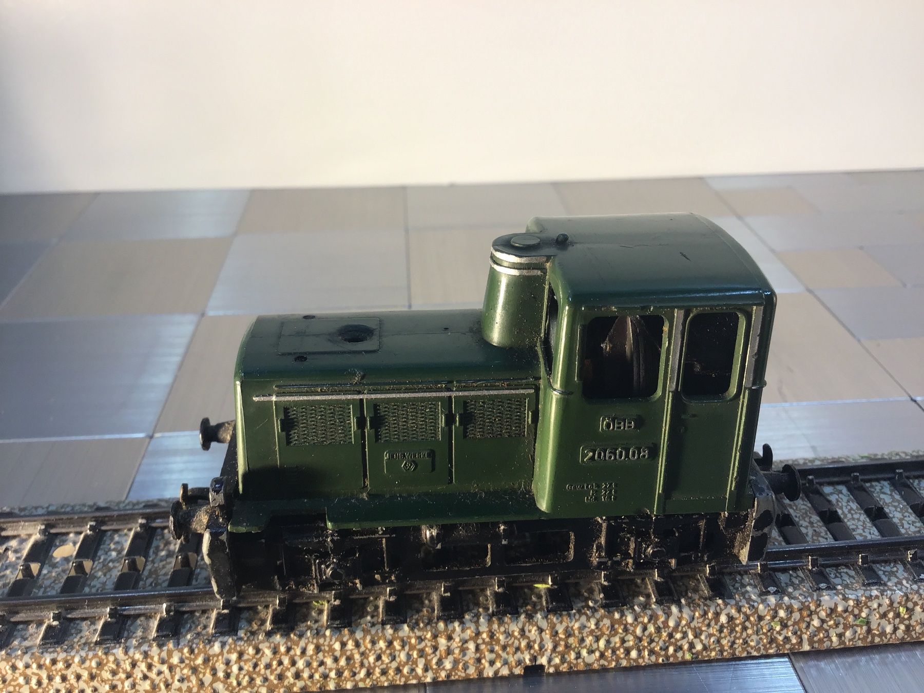 Fleischmann Modellini di ferrovie: FLEISCHMANN LOKOMOTIVE H0 – Usato da Männedorf venduto da Spezial-Modelle 2