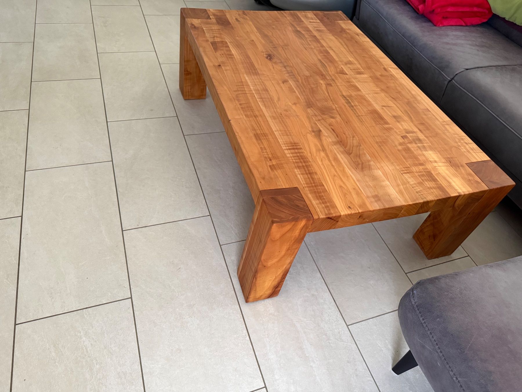 Tables: Massiv Kirsche-Couchtisch – D'occasion à Hagenbuch ZH par buell06 7