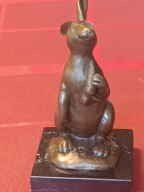 Statuette: BRONZE OSTER HASE TOP FIGUR – Nuovo (secondo la descrizione) da Reinach BL venduto da Katzenmorli