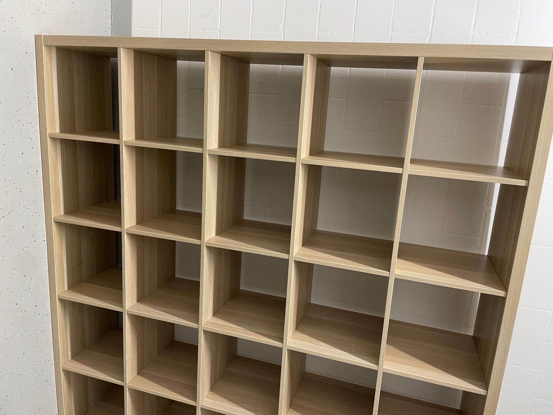Ikea Regale: Möbel: Kalax 5 x 5 er, von Ikea: Farbe Eiche – Neu (gemäss Beschreibung) aus Cham von 2eye 1