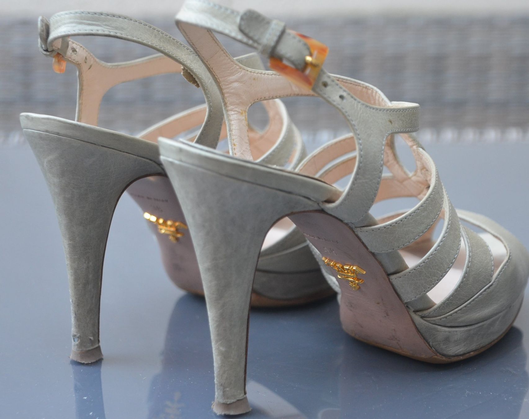 Prada Scarpe da donna: Prada Sandalen / sandales .38 – Usato da Collonges venduto da Allegree 6