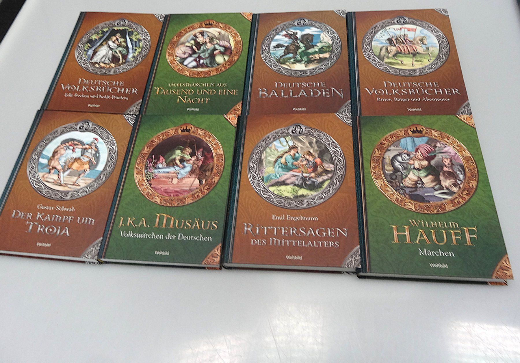Libri: Weltbild Märchen Sammlung ( 16 Bände) – Usato da Volketswil venduto da brockipfannenstil 1