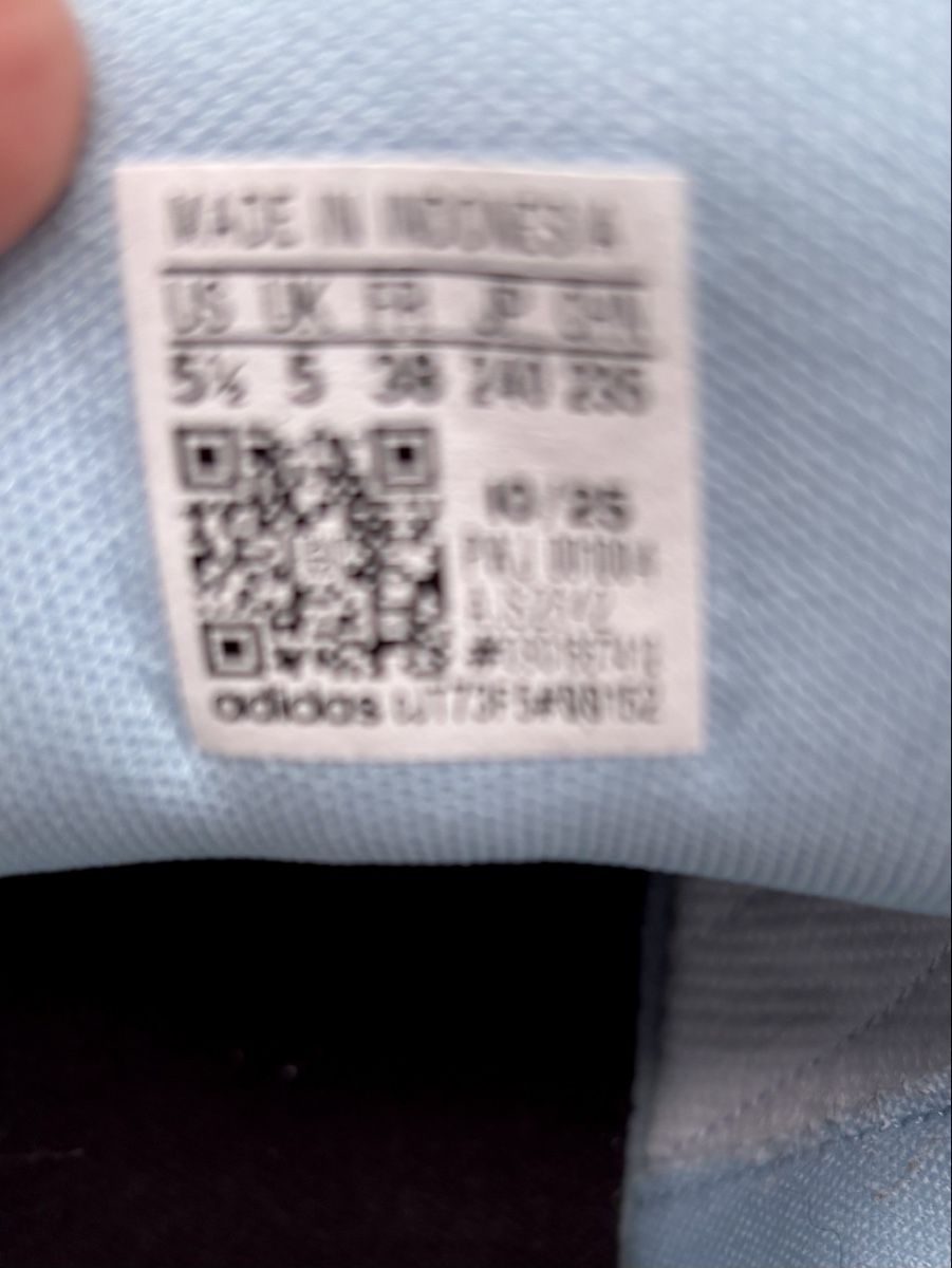 Adidas Scarpe da donna: Schöne neuwertige Adidas Turnschuhe 38 – Nuovo (secondo la descrizione) da Meilen venduto da HappyGirl70 3