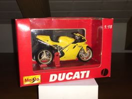 Ducati 748 - 1/18 no Minichamps