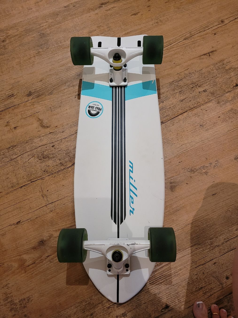 Skateboards: Miller Surfskateboard Deck weiss blau 80cm – Usato da Pfäffikon SZ venduto da sueneli31 1