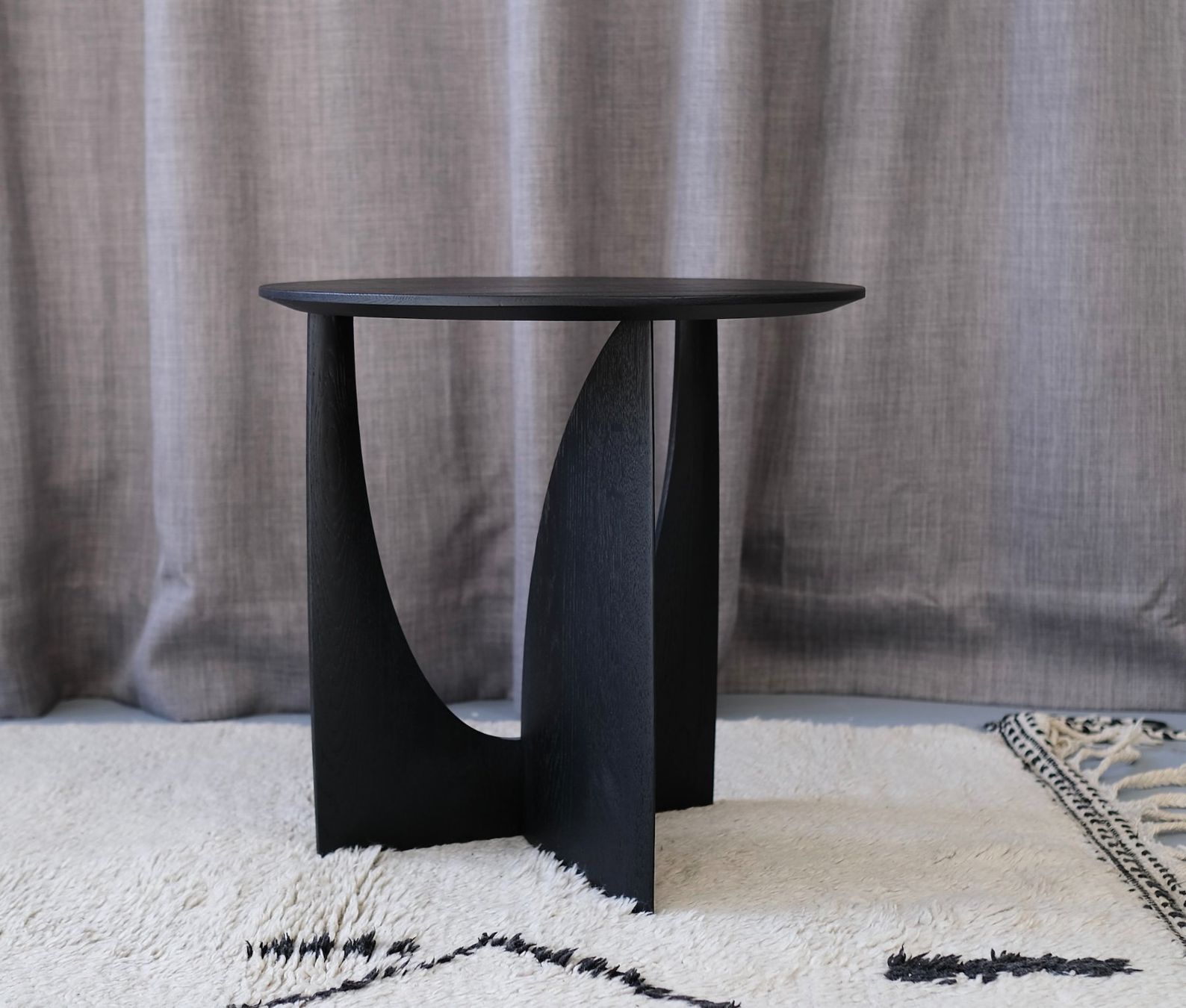 Ethnicraft Tische: Ethnicraft Geometric Side Table – Gebraucht aus Bern von Zmodern_CON 5