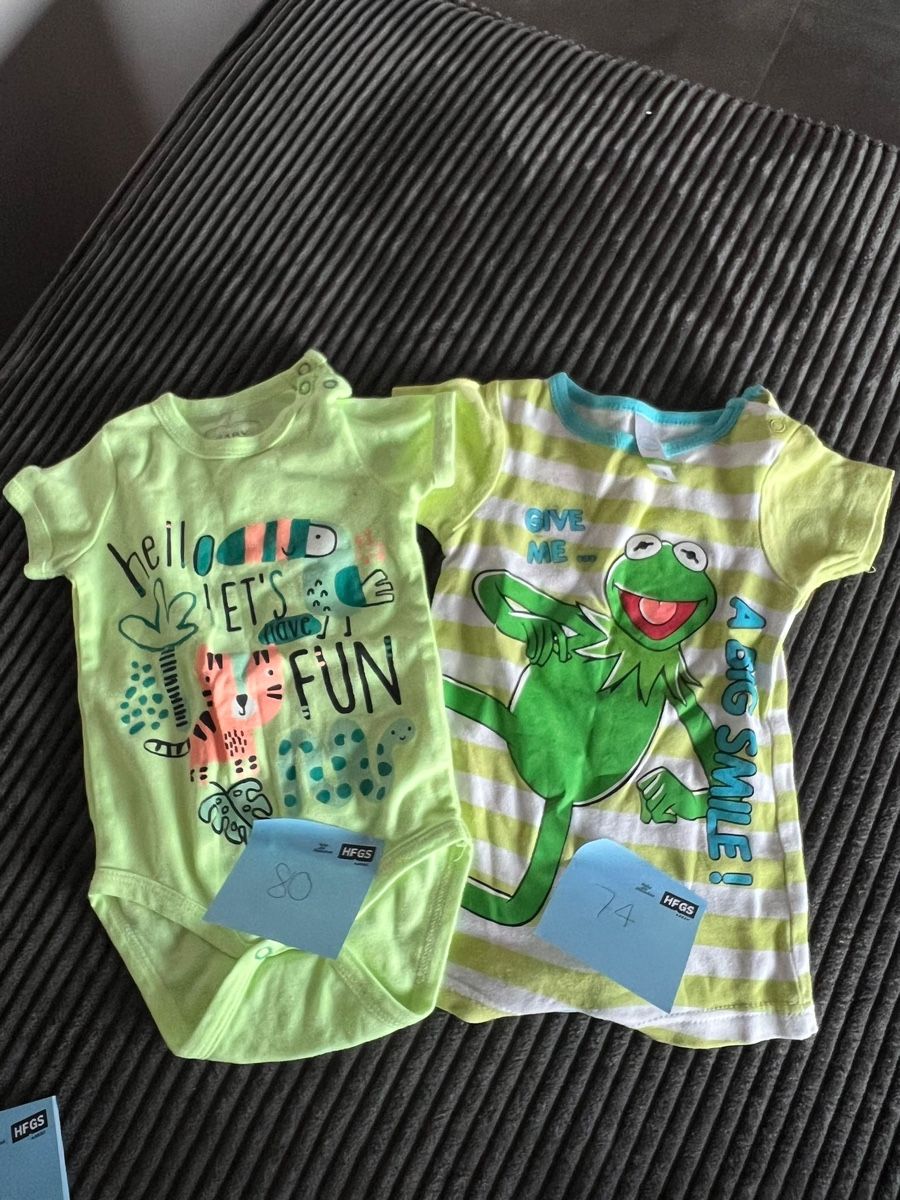 Lotti & Set di vestiti: Sommer Bodys – Nuovo (secondo la descrizione) da Nesselnbach venduto da cel_nn26