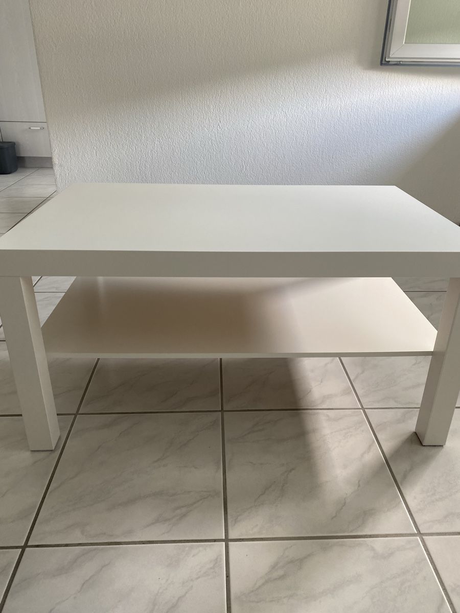 Tables: Couchtisch – Neuf (Voir description) à Tuggen par kue_gqr5