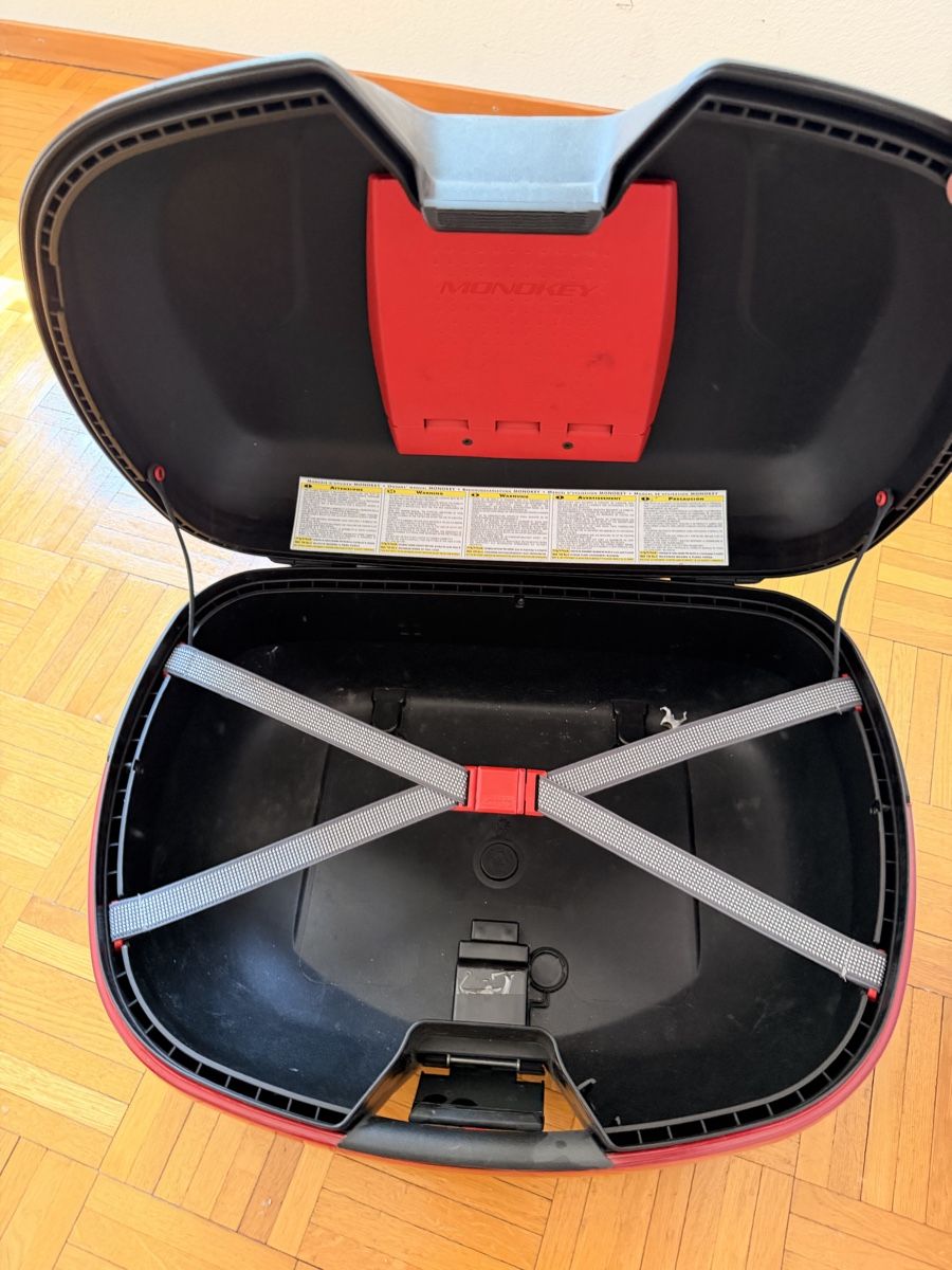 Givi Topcase: Givi motorbike box – Usato da Zürich venduto da kostas_pamp