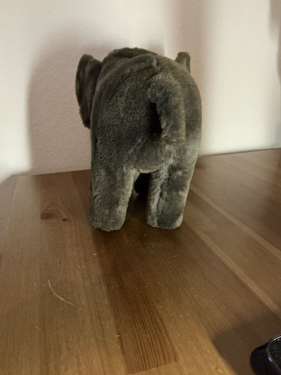 Spielzeuge: Elefant ca 50 Jahre alt – Gebraucht aus Basel von Ajscha7o1 2