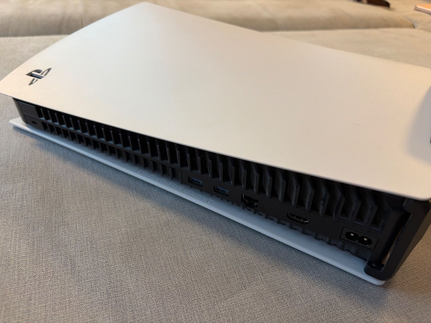 Sony Konsolen: Playstation 5 mit Zubehör – Gebraucht aus Schüpfheim von nabuma 1