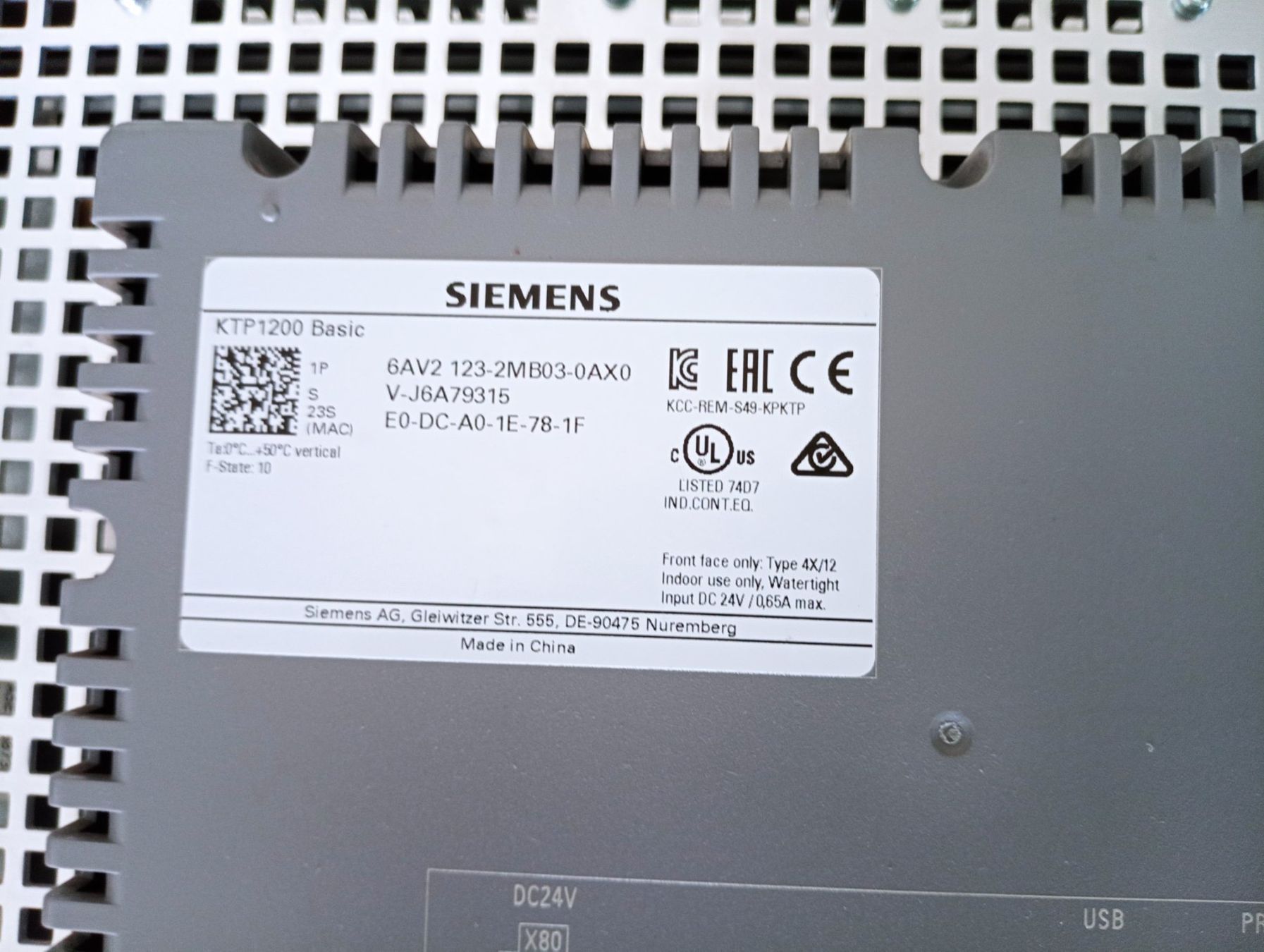 Siemens Elektronikbauteile: Siemens SIMATIC HMI KTP1200 Basic / 6AV2123-2MB03-0AX0 – Gebraucht aus Ufhusen von HKSC 2
