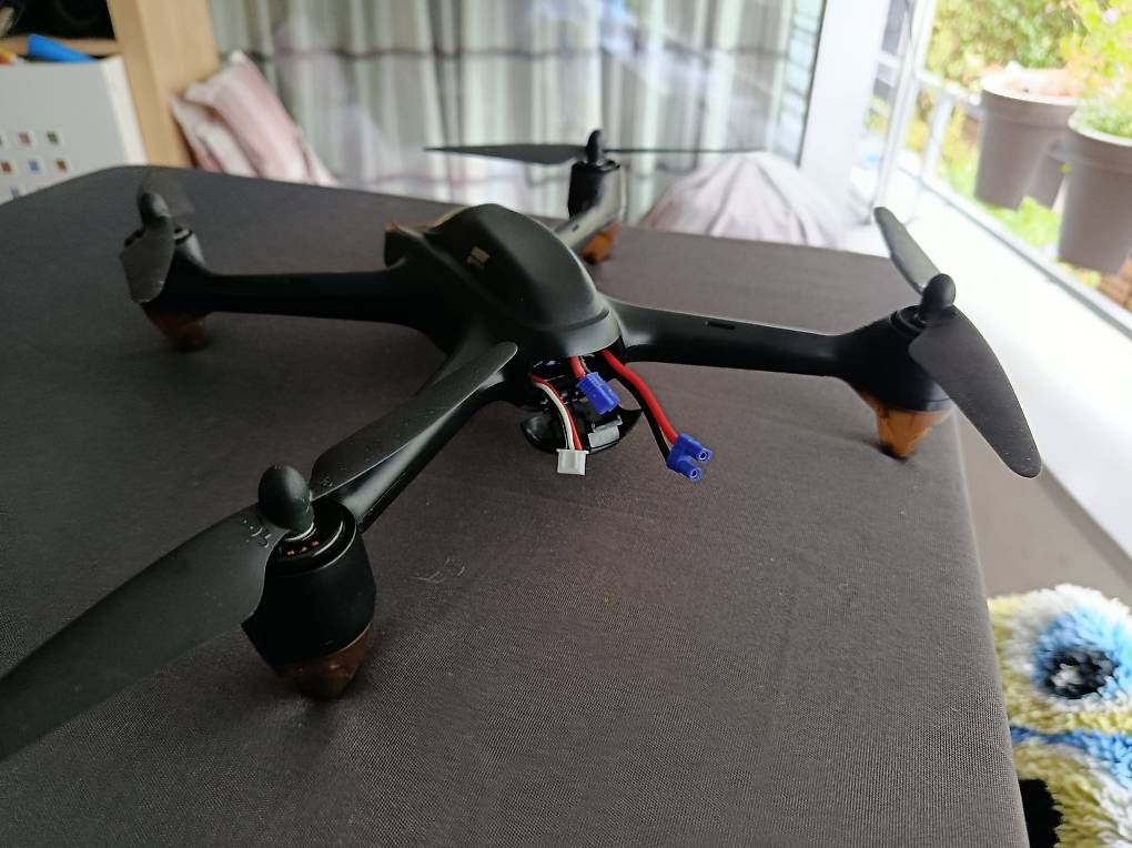 Hubsan RC Kits de montage: Hubsan H501S Drohne – D'occasion à Balzers par Tribel1 2