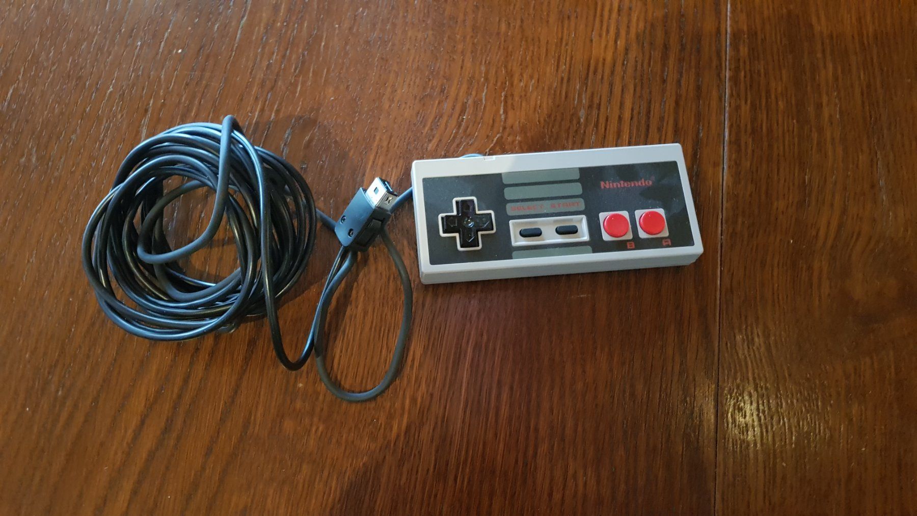 Nintendo Controller: Nintendo Classic Mini Controller inkl. Verlängerung – Gebraucht aus Wil SG von