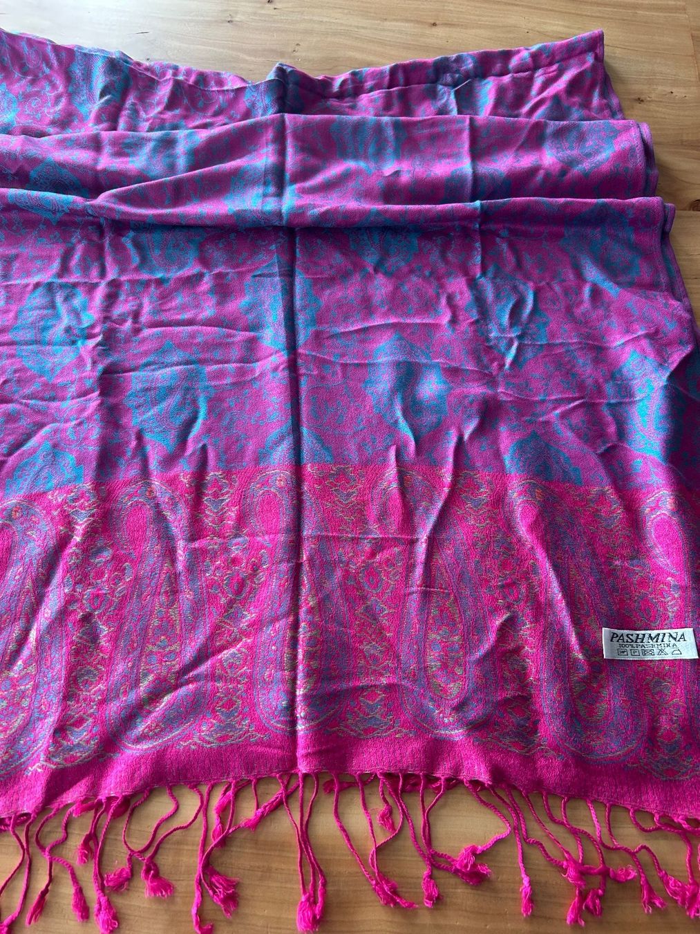 Foulards, Tücher & Schals: Pashmina Schal pink blau – Gebraucht aus Kaltbrunn von lagone1